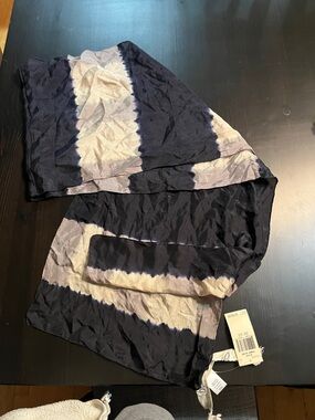 Bird by Juicy Couture Black and Cream Tie-Dye Scarf